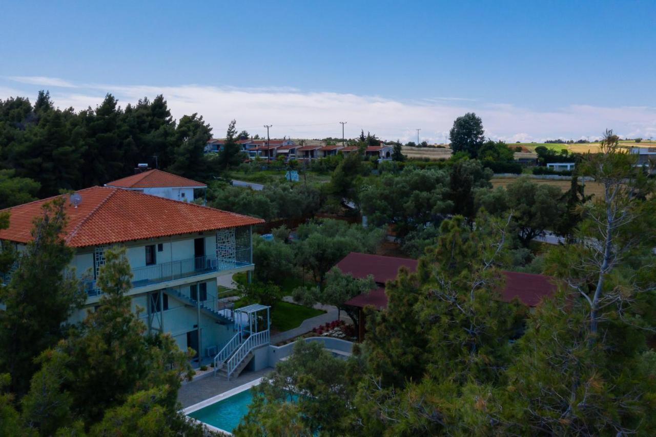 Hotel Elies 33 Bio Retreat Afytos Exterior foto